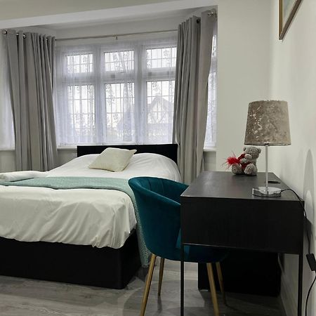 Starlet Property Wanstead Ngoại thất bức ảnh