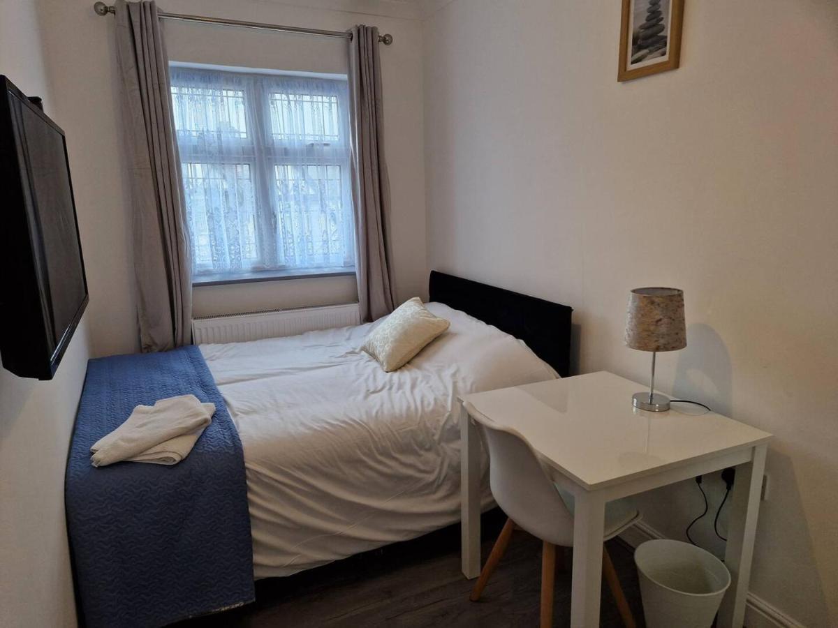 Starlet Property Wanstead Ngoại thất bức ảnh