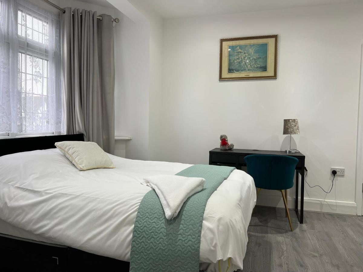 Starlet Property Wanstead Ngoại thất bức ảnh