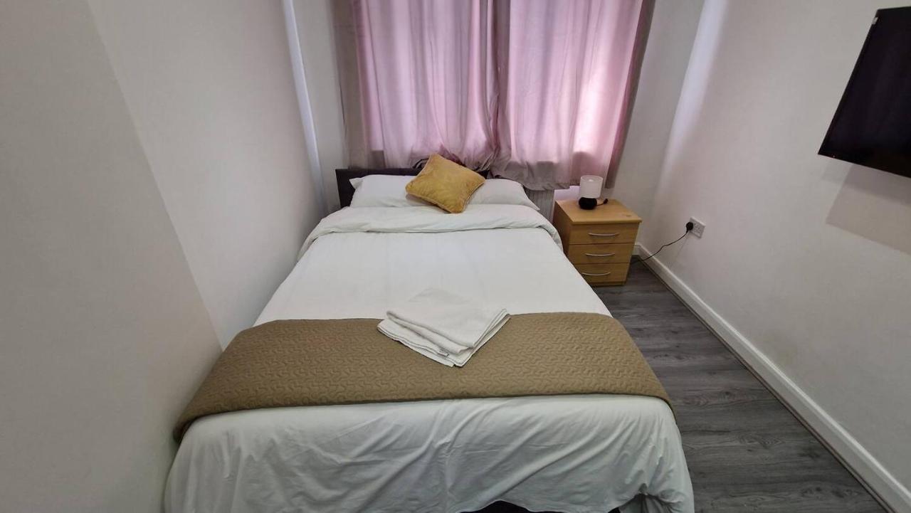 Starlet Property Wanstead Ngoại thất bức ảnh