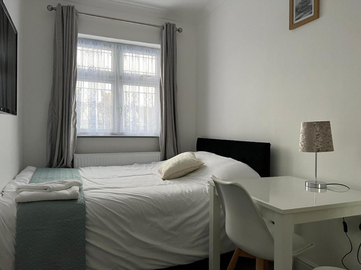 Starlet Property Wanstead Ngoại thất bức ảnh