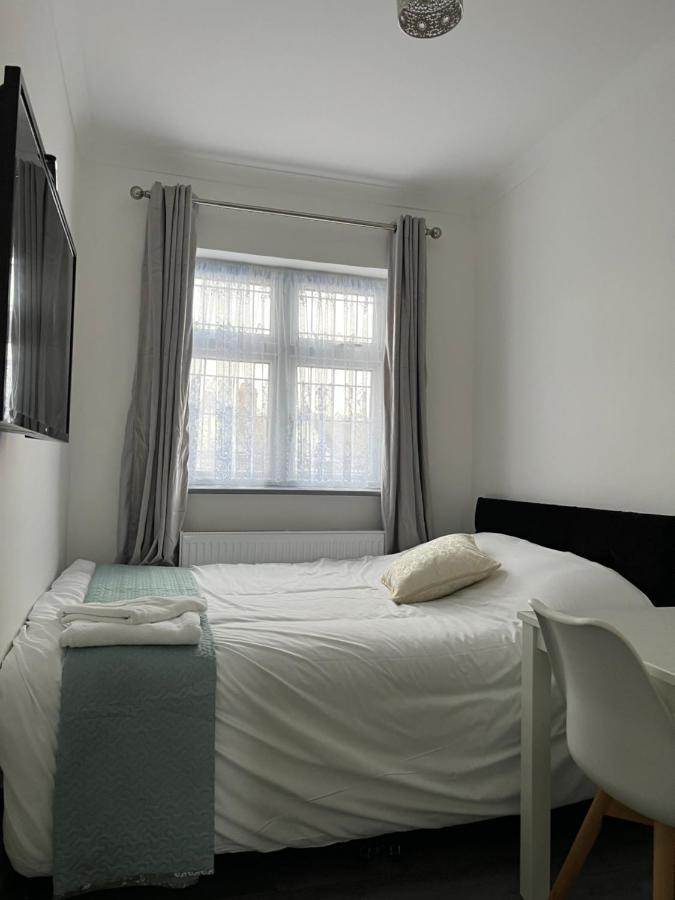 Starlet Property Wanstead Ngoại thất bức ảnh