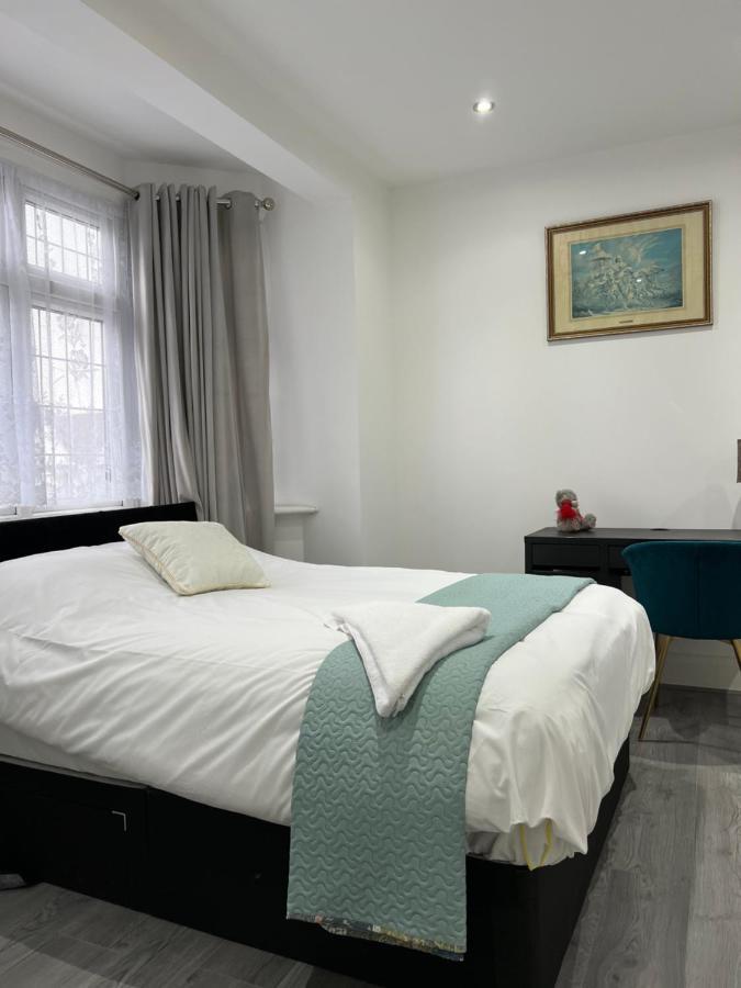 Starlet Property Wanstead Ngoại thất bức ảnh