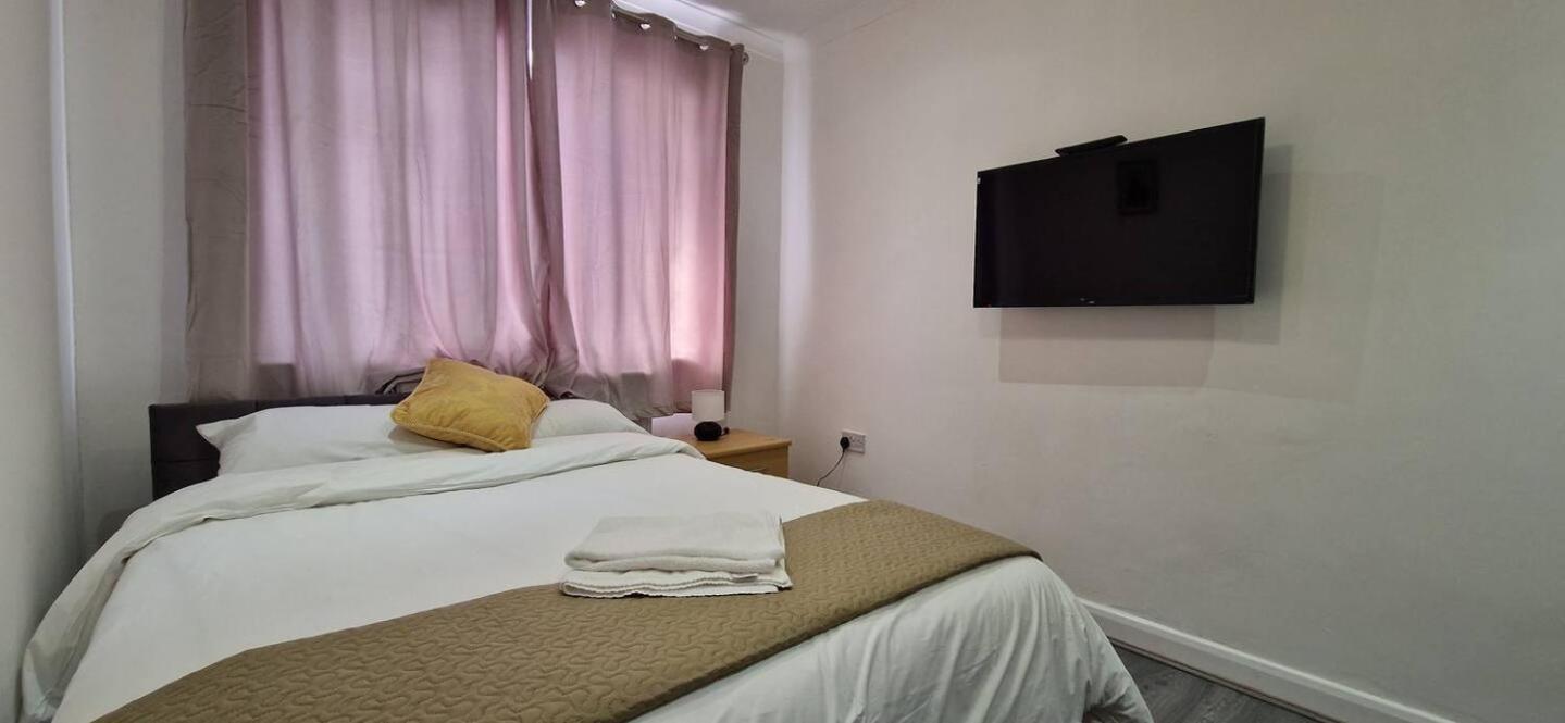 Starlet Property Wanstead Ngoại thất bức ảnh